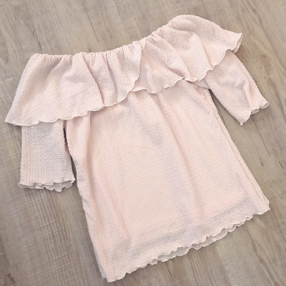 Off shoulder pink frilly top